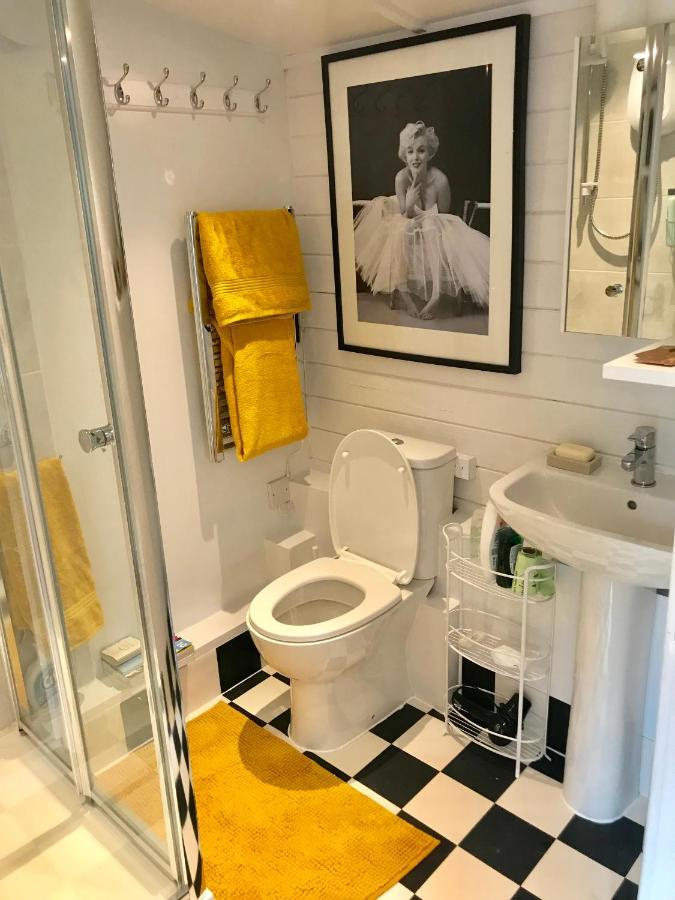 Ibiza Casa Hotel Whitstable Bagian luar foto